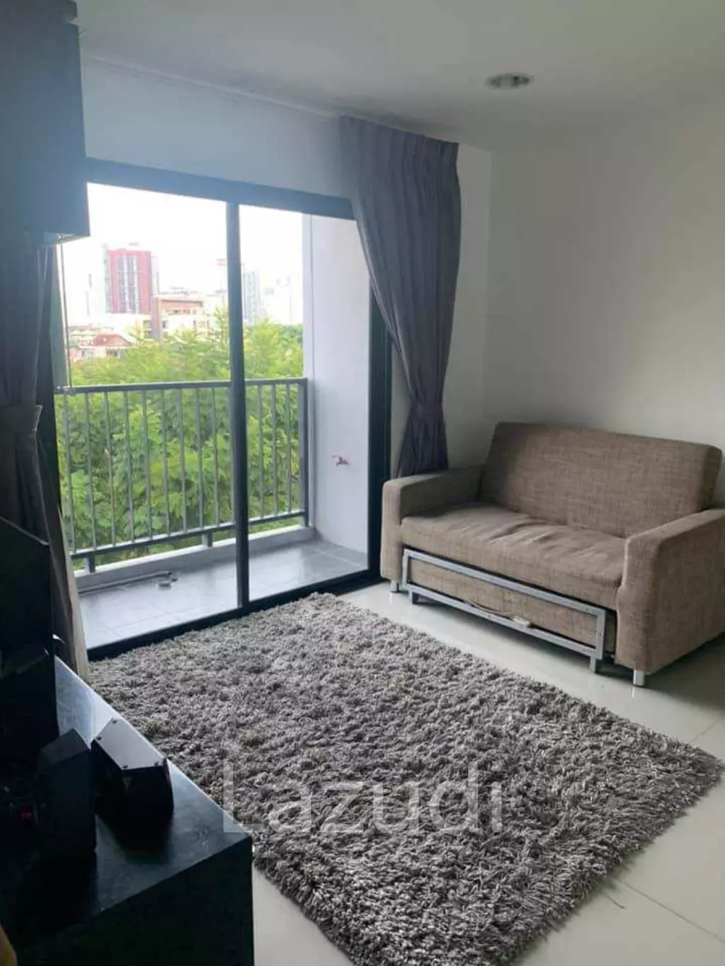 1 bedroom 1 bathroom 37 Sq.M Zenith Place Sukhumvit 42