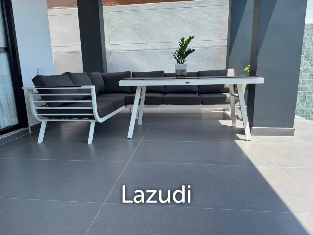 6 Beds 7 Baths 540 SQ.M. Eakmongkol Village 2