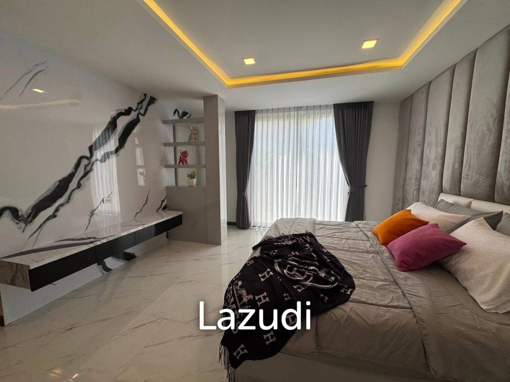 6 Beds 7 Baths 540 SQ.M. Eakmongkol Village 2