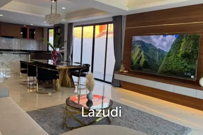 6 Beds 7 Baths 540 SQ.M. Eakmongkol Village 2