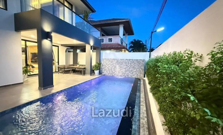 6 Beds 7 Baths 540 SQ.M. Eakmongkol Village 2