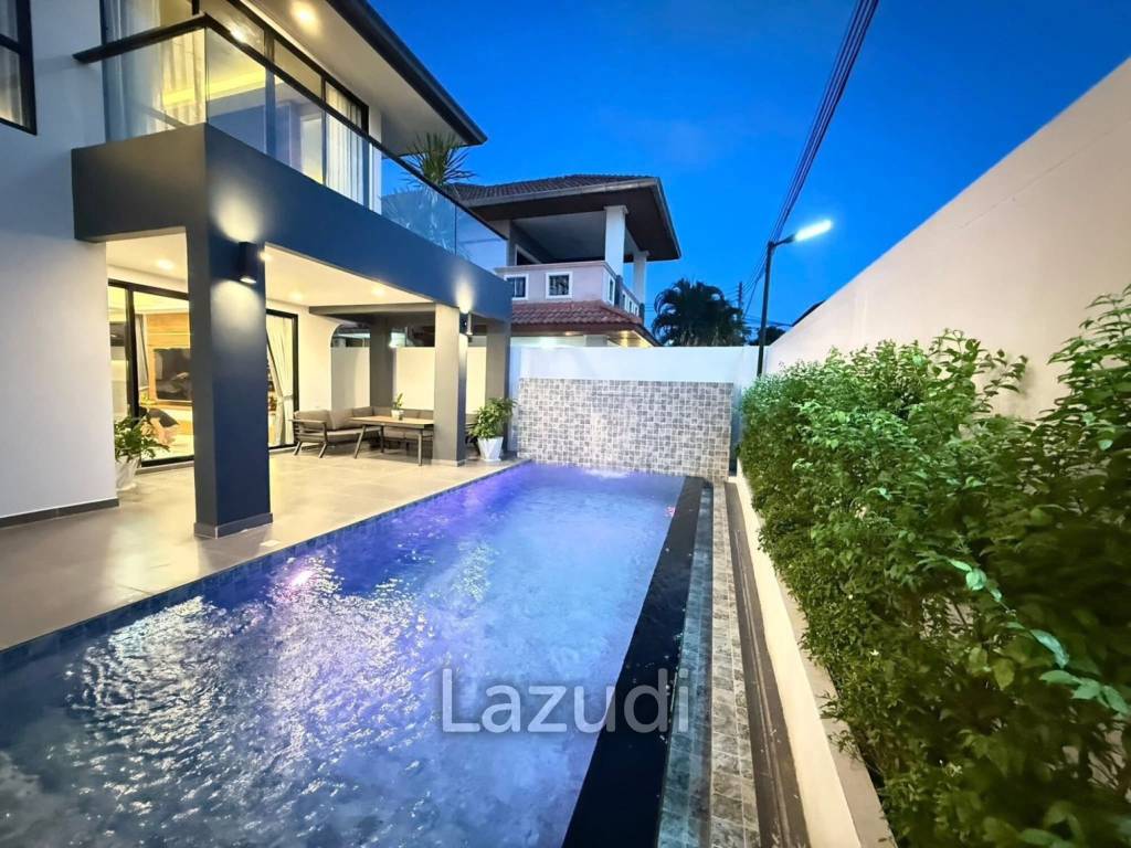 6 Beds 7 Baths 540 SQ.M. Eakmongkol Village 2