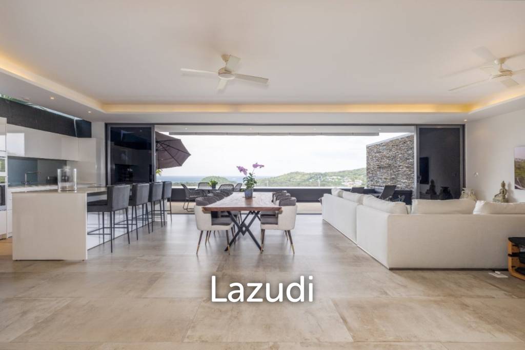 Large Seaview Apartment With Private Pool