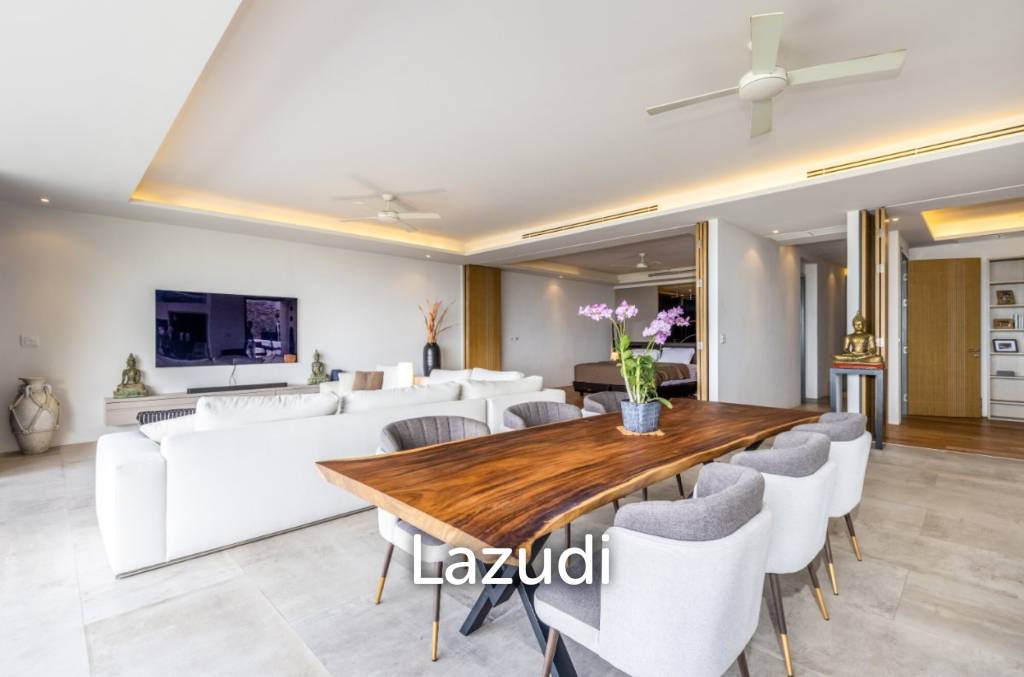 Large Seaview Apartment With Private Pool