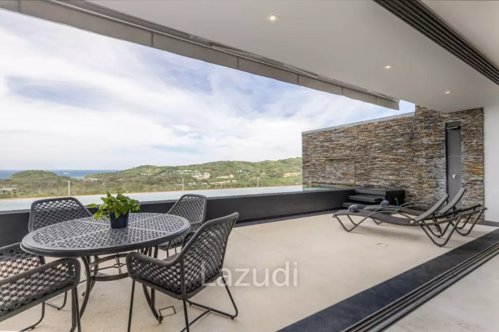 Large Seaview Apartment With Private Pool