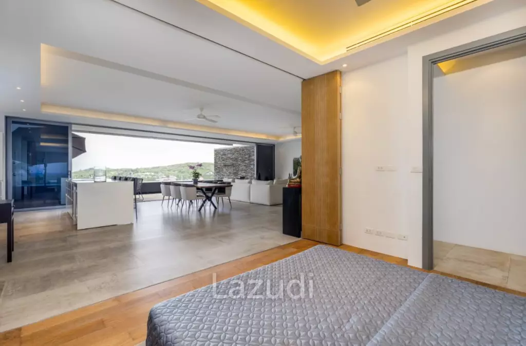 Large Seaview Apartment With Private Pool