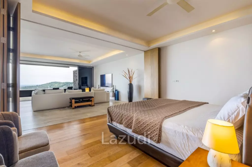 Large Seaview Apartment With Private Pool