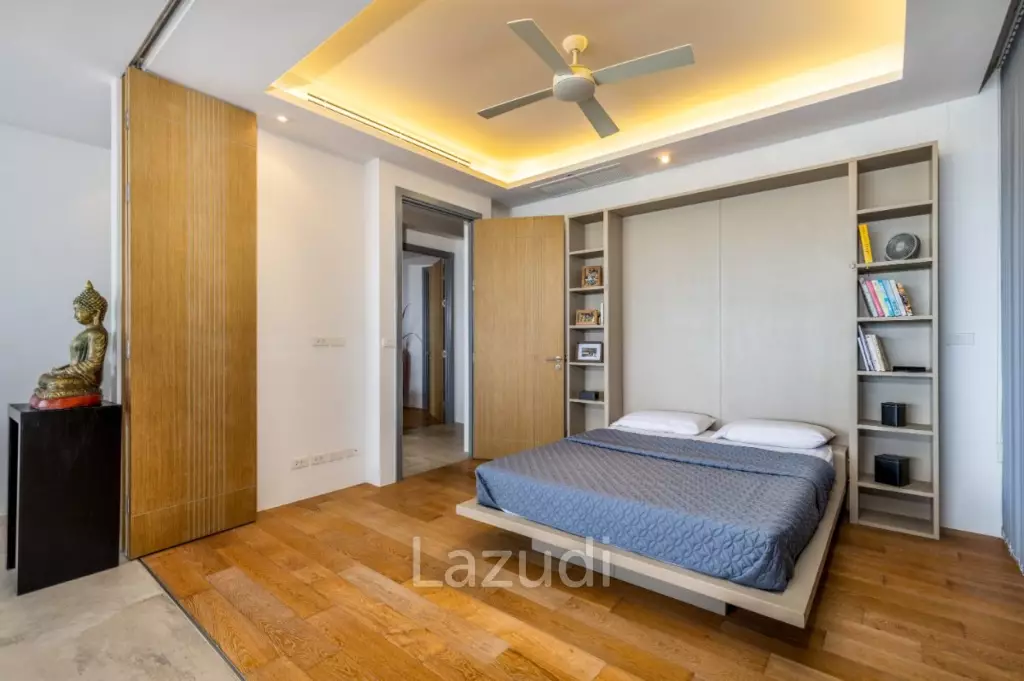 Large Seaview Apartment With Private Pool