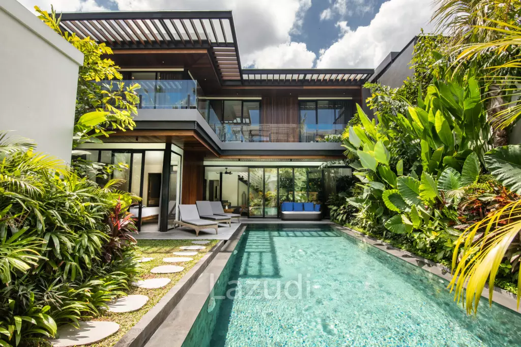 Perfect 4-Bedroom villa 200m from the beach