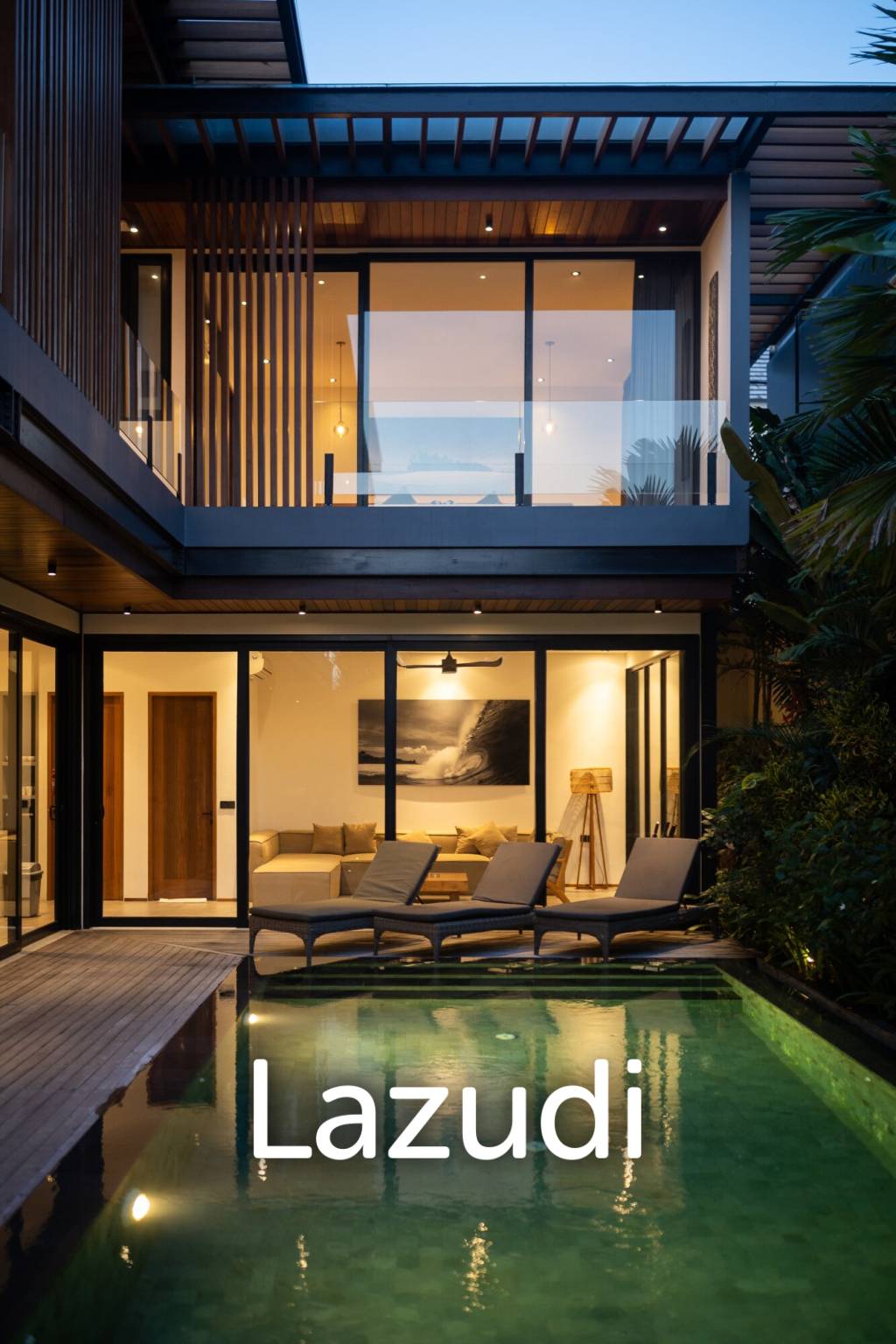 Stunning 5-Bedroom masterpiece 200m from the beach