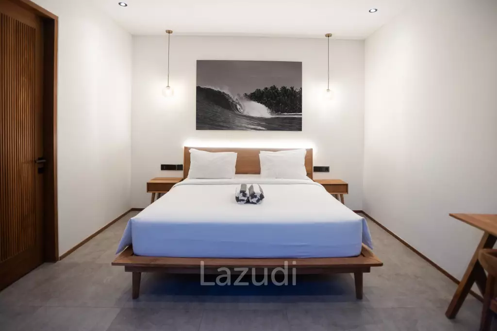 Stunning 5-Bedroom masterpiece 200m from the beach
