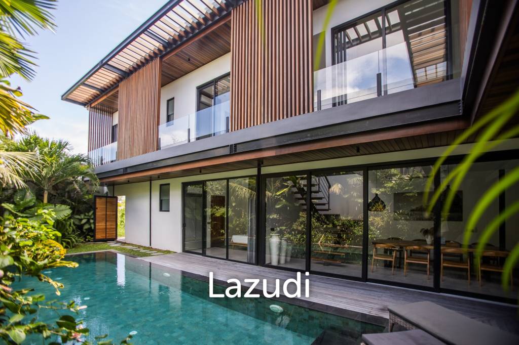 Stunning 5-Bedroom masterpiece 200m from the beach