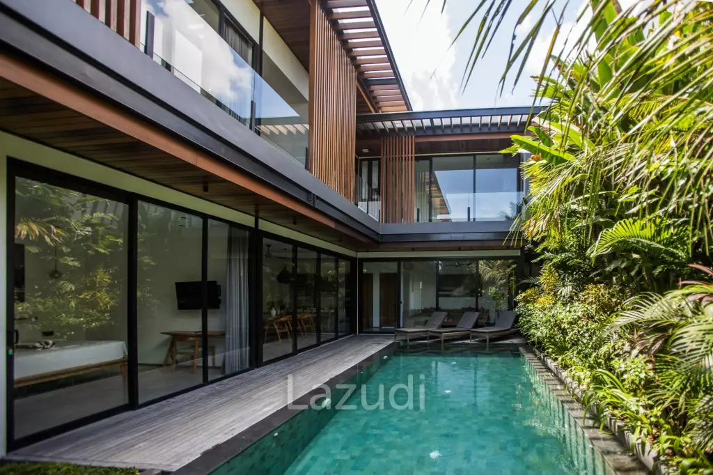 Stunning 5-Bedroom masterpiece 200m from the beach