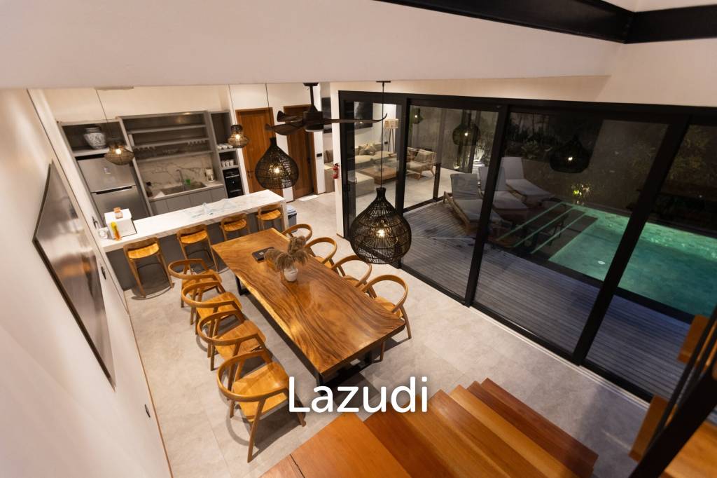 Stunning 5-Bedroom masterpiece 200m from the beach