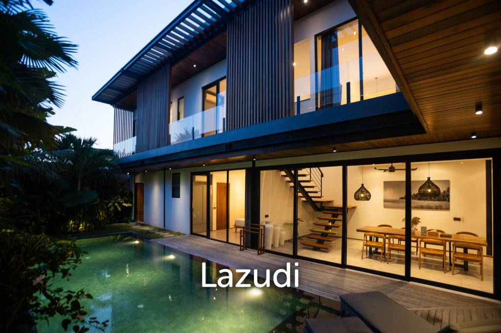 Stunning 5-Bedroom masterpiece 200m from the beach