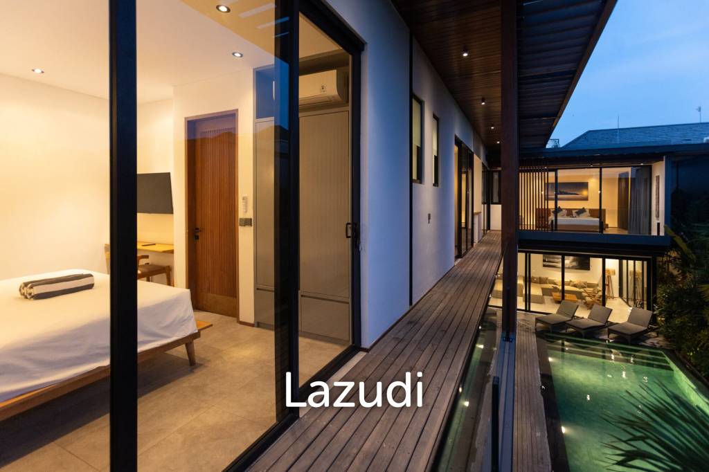 Stunning 5-Bedroom masterpiece 200m from the beach