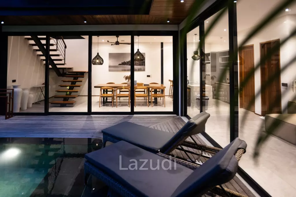 Stunning 5-Bedroom masterpiece 200m from the beach