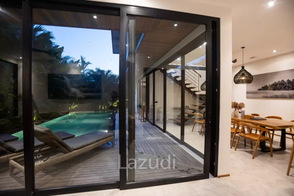 Stunning 5-Bedroom masterpiece 200m from the beach