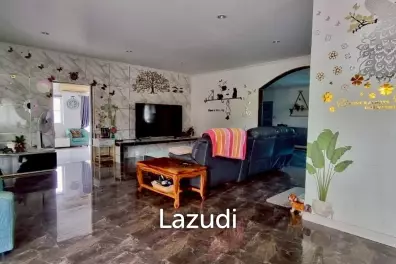 4 Bedrooms 6 Bathrooms Bang Saray House