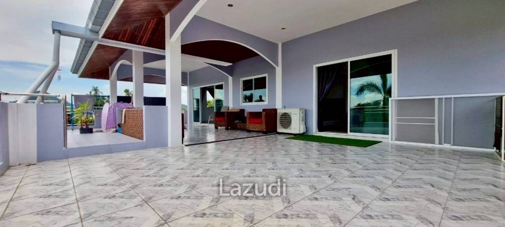 4 Bedrooms 6 Bathrooms Bang Saray House