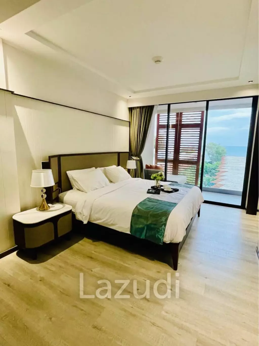 INTERCONTINENTAL RESIDENCE : Luxury 1 Bed Seaview