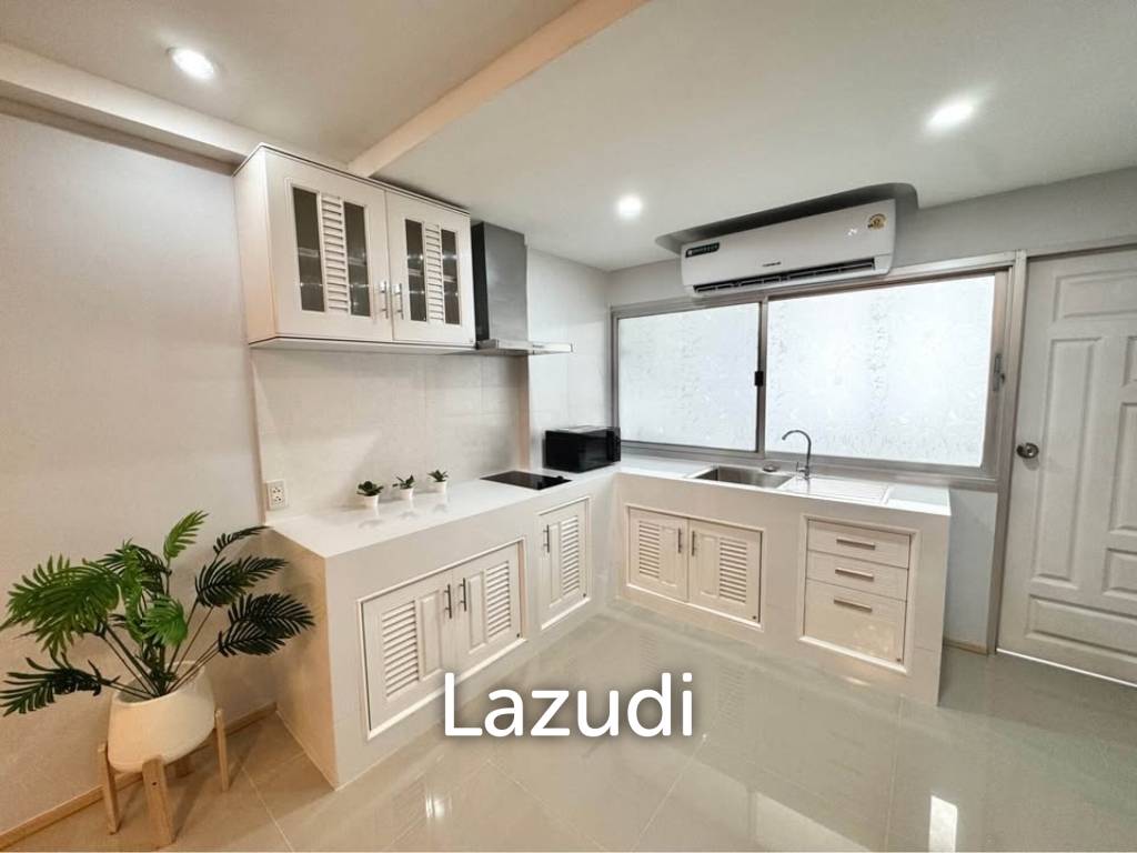 2 Bedroom 1 Bathroom 72 Sq.m Siam Condominium