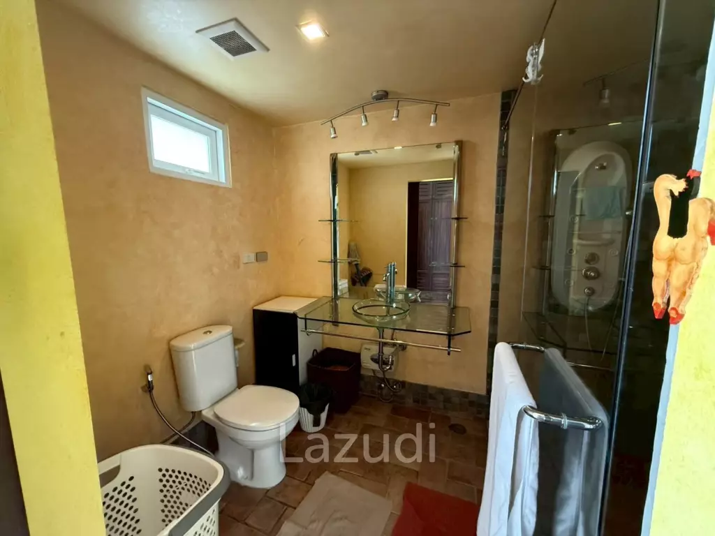Baan Saechuan - Stuido with a lot of facilities.