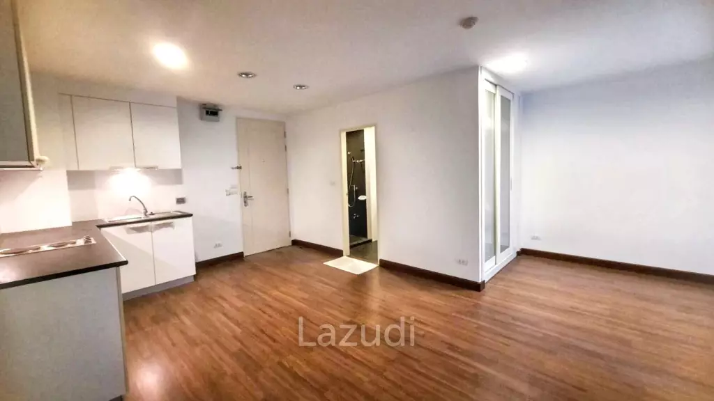 Studio 1 Bathroom 35 Sq.m D 65 Condominium