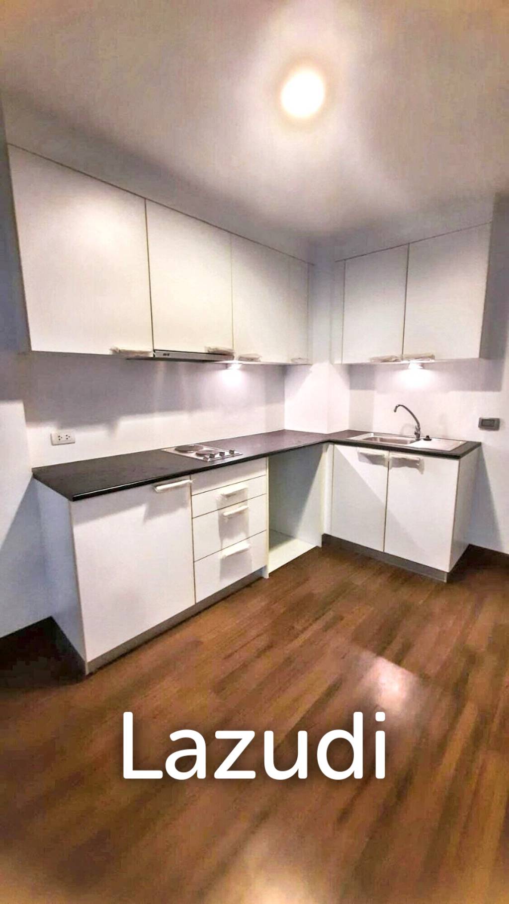 Studio 1 Bathroom 35 Sq.m D 65 Condominium