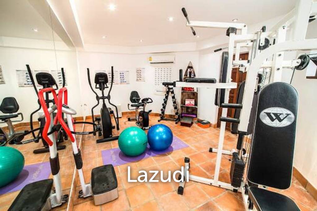 1,600 Sqm 6 Bed 6 Bath Villa For Sale