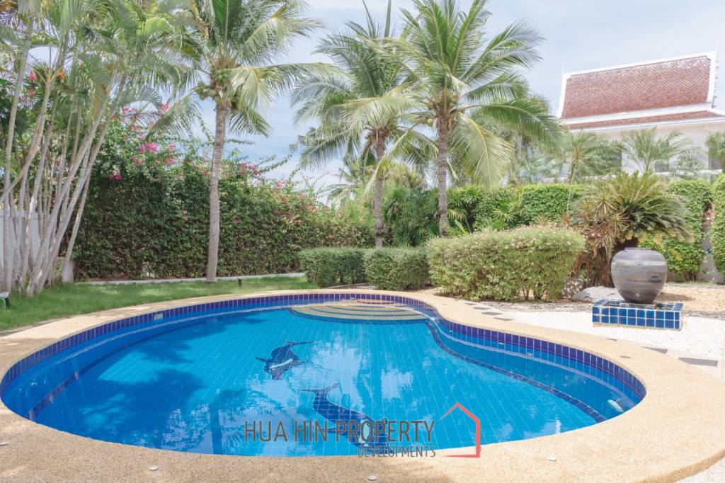 Tropical Garden Village 3 Bed Pool Villa