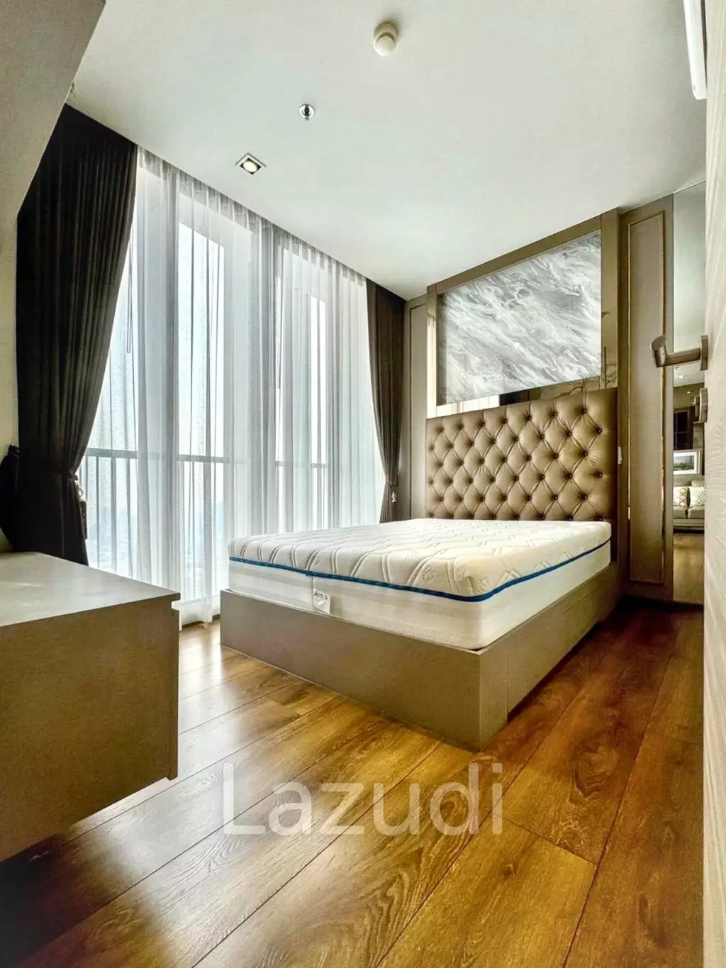 2 Bed 1 Bath 52 SQ.M Park Origin Phromphong (Park 24)