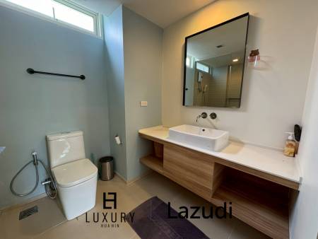 คอนโด 2 ห้องนอนวิวสระว่ายน้ำที่ Wan Vayla ติดทะเลใน เขาเต่า หัวหิน