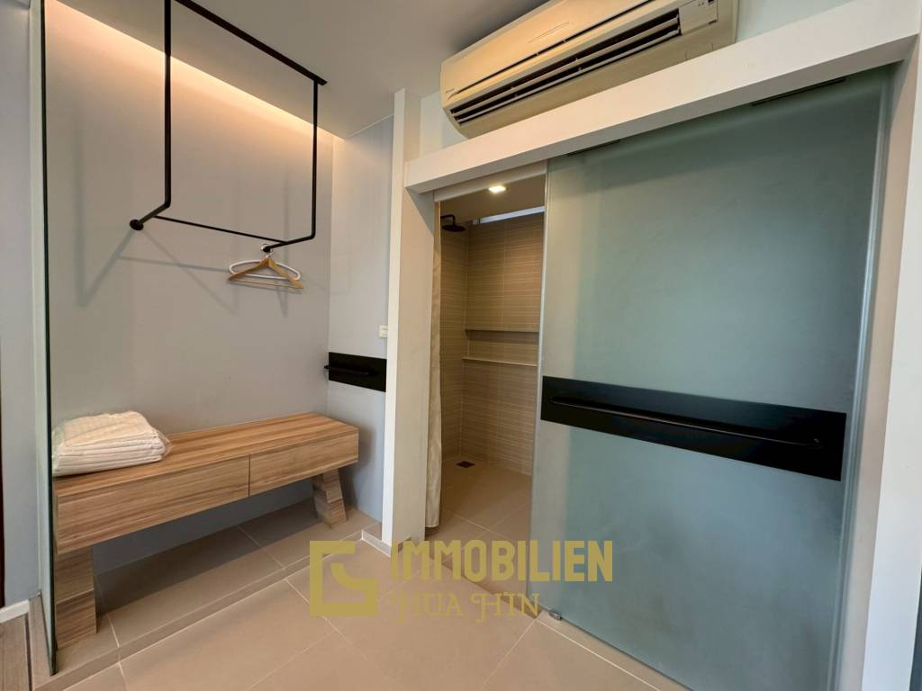 คอนโด 2 ห้องนอนวิวสระว่ายน้ำที่ Wan Vayla ติดทะเลใน เขาเต่า หัวหิน