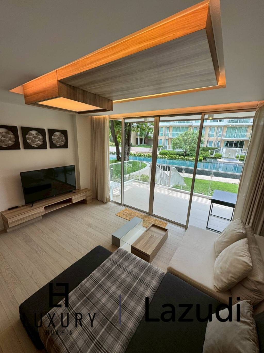 คอนโด 2 ห้องนอนวิวสระว่ายน้ำที่ Wan Vayla ติดทะเลใน เขาเต่า หัวหิน