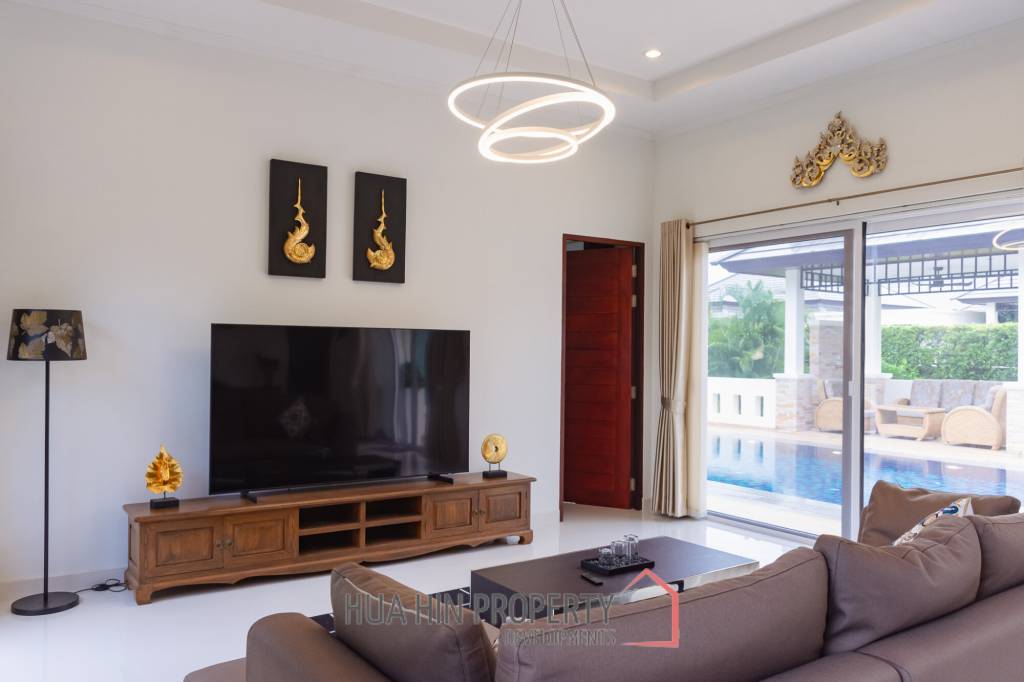 Beautiful 3 bed pool villa in perfect condition
