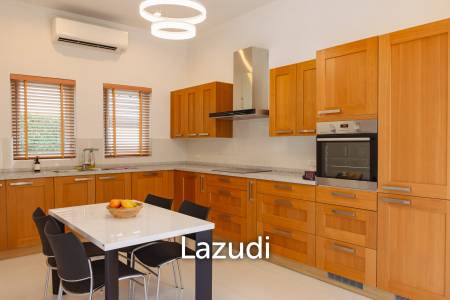 Beautiful 3 bed pool villa in perfect condition