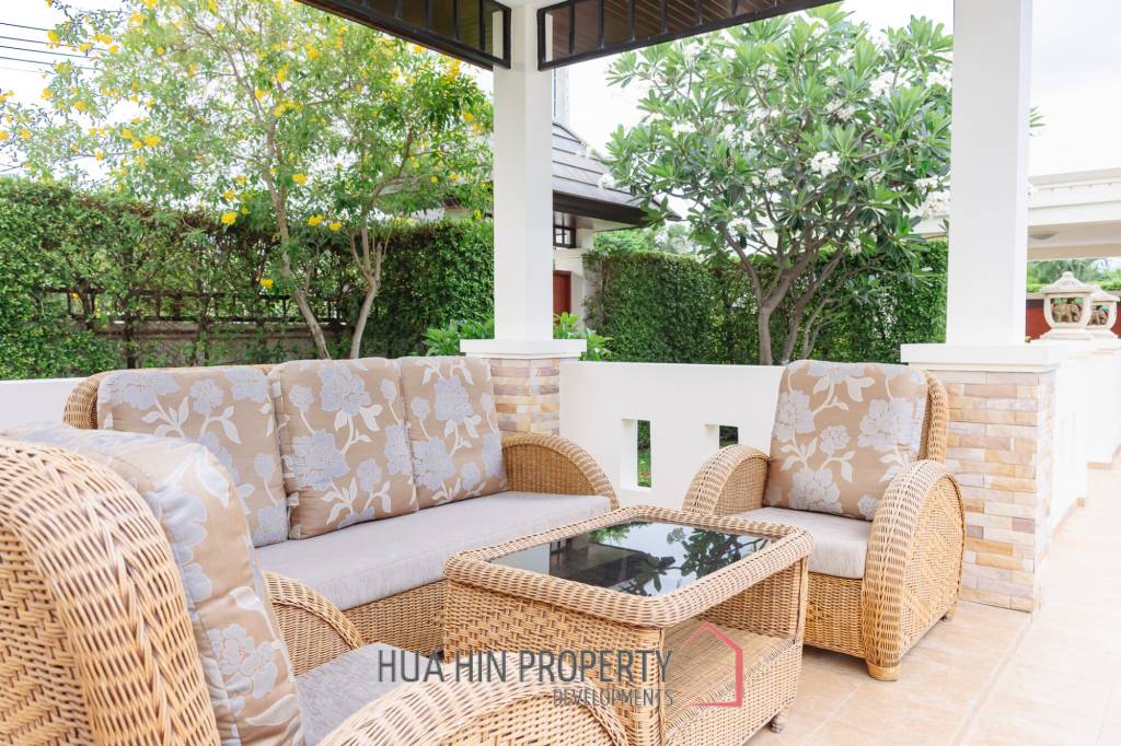 Beautiful 3 bed pool villa in perfect condition