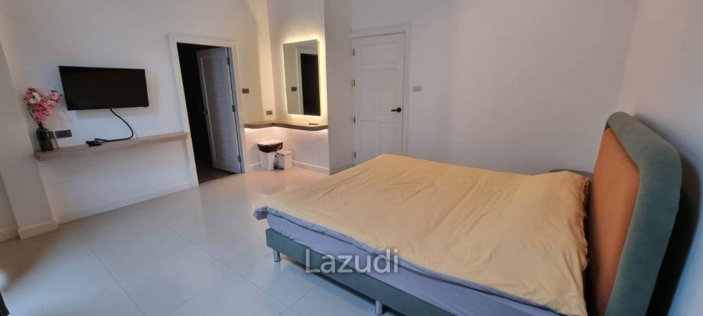 4 Bedrooms 5 Bathrooms 296 SQ.M. Baan Anda