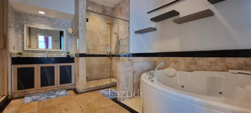 4 Bedrooms 5 Bathrooms 296 SQ.M. Baan Anda