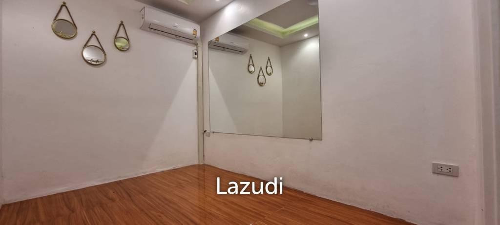 4 Bedrooms 5 Bathrooms 296 SQ.M. Baan Anda
