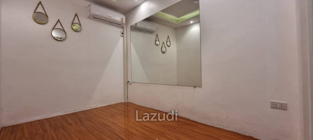 4 Bedrooms 5 Bathrooms 296 SQ.M. Baan Anda