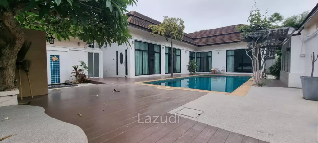 4 Bedrooms 5 Bathrooms 296 SQ.M. Baan Anda