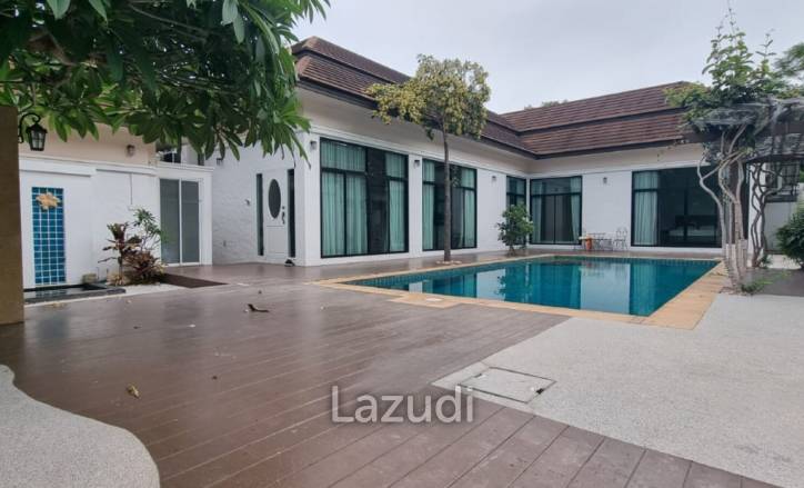4 Bedrooms 5 Bathrooms 296 SQ.M. Baan Anda