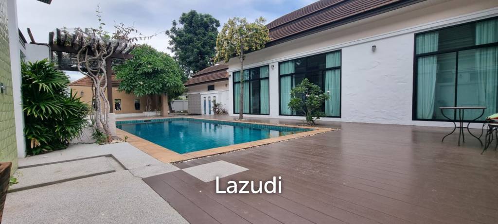4 Bedrooms 5 Bathrooms 296 SQ.M. Baan Anda