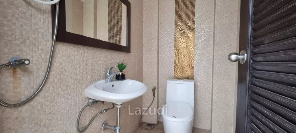 4 Bedrooms 5 Bathrooms 296 SQ.M. Baan Anda