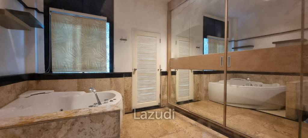 4 Bedrooms 5 Bathrooms 296 SQ.M. Baan Anda