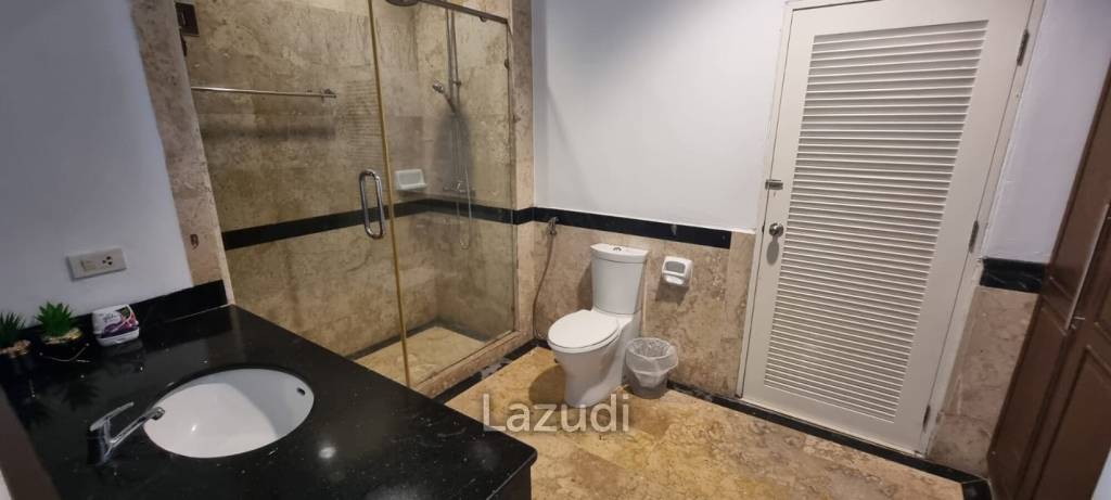 4 Bedrooms 5 Bathrooms 296 SQ.M. Baan Anda