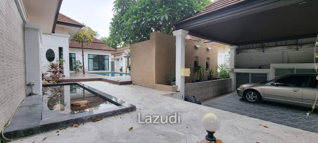 4 Bedrooms 5 Bathrooms 296 SQ.M. Baan Anda