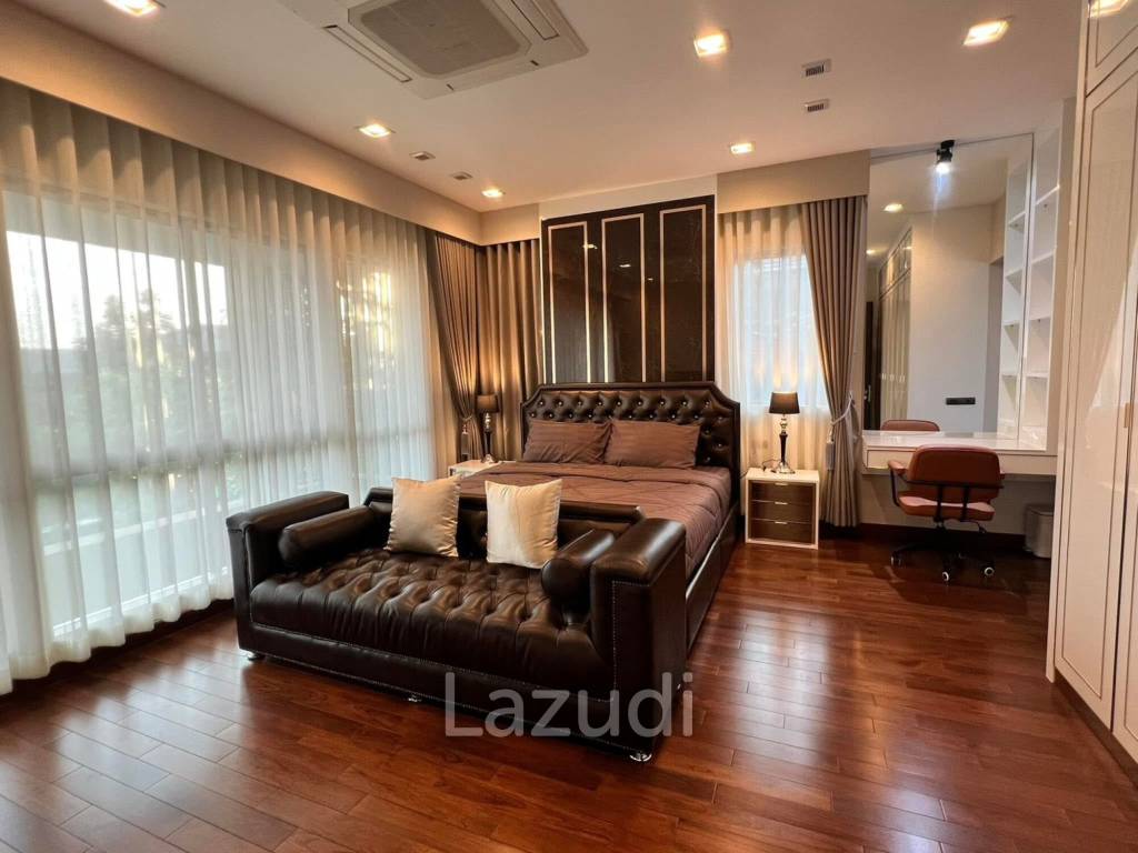 4bed 5bath house for rent at Perfect Masterpiece
